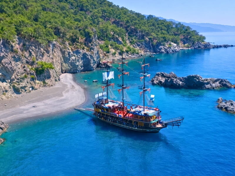 Deve Plajı | Kıyıya Sıfır Yanaşma