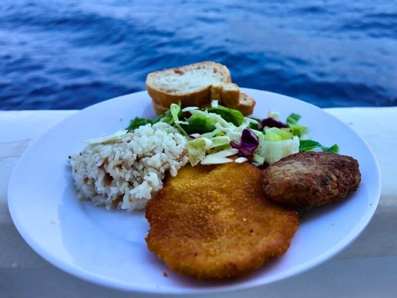 Dalyan Sazlıkları Arasında Bir Öğle Molası