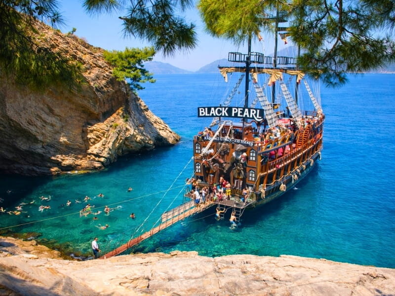 Mavi Mağara (hava koşullarına bağlı)