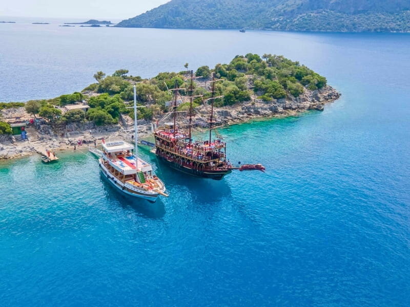 St. Nicholas Adası | Kıyıya Sıfır Yanaşma